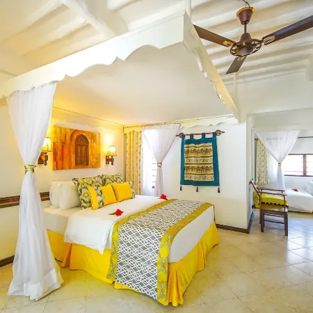 Papillon Lagoon Reef Hotel