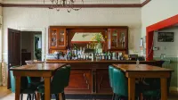 The North Branch Inn 코켁톤 호텔
