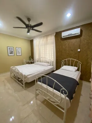 Aam Hotel Hotels in 