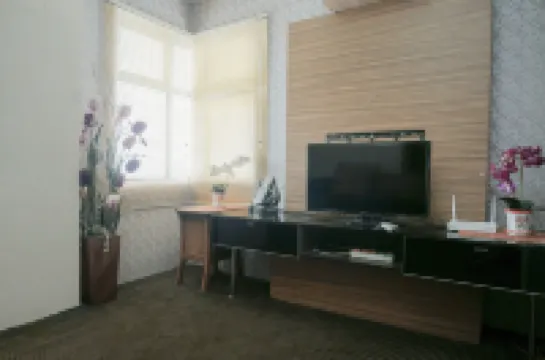 2Br Apartment at Great Western Resort Near Shopping Mall