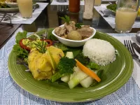 Arte de Plumas Birding Lodge - breakfast