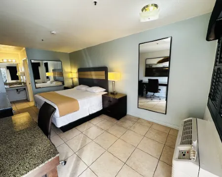 Casa Blanca Express & Suites Cypress Buena Park - Anaheim Area Hoteles en Cypress