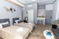 Queen Mary Beachfront Studios Hotels in Stalos