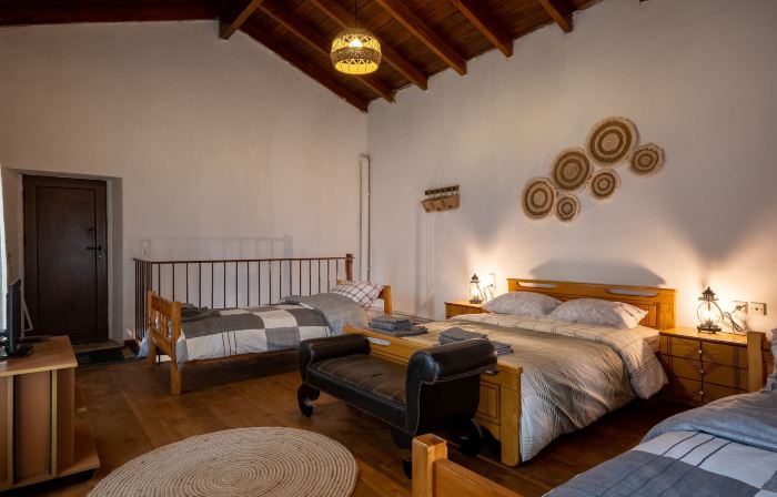 Walnut Tree Villa Ano Archanes-10km from Heraklion