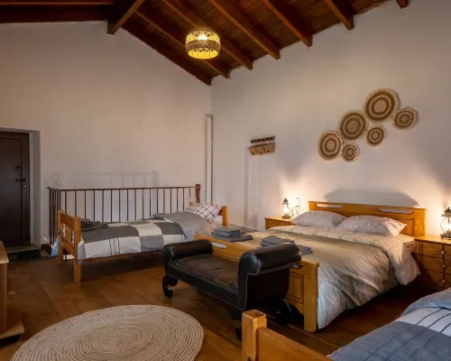 Walnut Tree Villa Ano Archanes-10km from Heraklion Hotels in Archanes