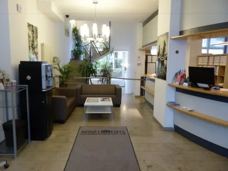 Apartments am Brandenburger Tor Отели рядом с достопримечательностью «Адлон»