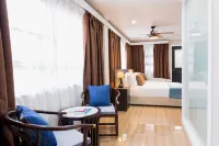 ミャーの豪華スイートホテル