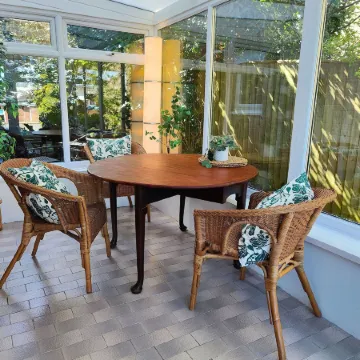 Fernhurst Holiday Apartments