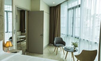 TD Central Hotel & Apartment