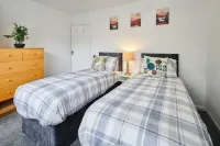 Host & Stay - Shaftsbury - balcony
