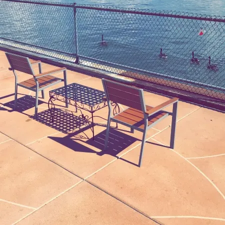 Airport Waterfront Inn