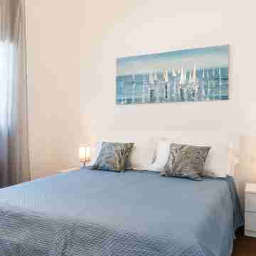 Lolita s Beachfront Loft by Wonderful Italy Rooms