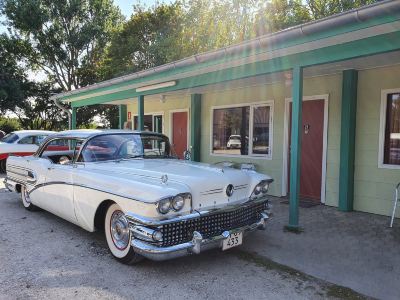 駐車場 ウィットラプ モーテルの写真