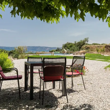Agarathos Rooms & Pool Kaliviani -on the Road to Balos