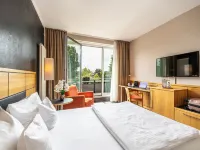 Best Western Hotel Heidehof فنادق في Hermannsburg