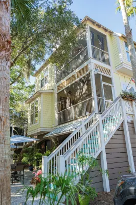 Water's Edge Inn - Adults Only Hotels in Folly Beach