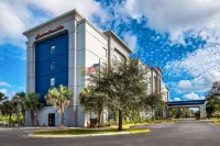 Hampton Inn & Suites Ft. Lauderdale West-Sawgrass/Tamarac فنادق في Tamarac