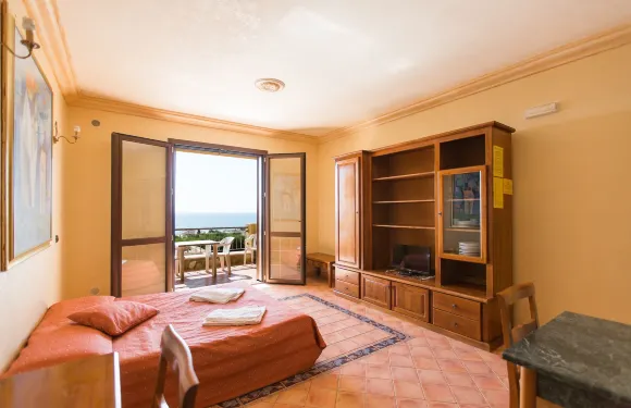 特里希納瑪爾酒店