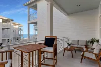 Oceanfront Islamorada Townhome- Private Dock, Pool & Pet-Friendly