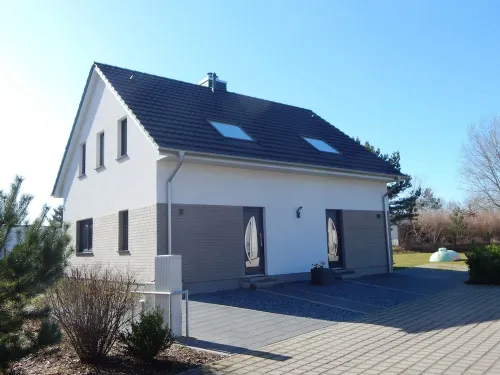 Sauna, whirlpool, fireplace, 3TV, WiFi, 2 bedrooms, SKY TV, terrace, LAST MINUTE Hotels in Fuhlendorf