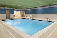 Holiday Inn Express & Suites CINCINNATI SOUTH - WILDER by IHG - Pools