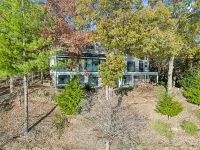 Private Dock, Shuffleboard, and Breathtaking Views - Stunning Getaway