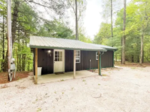 "Moon Glow" Cabin - Cozy Climber Retreat in Muir Valley w/ Hot-tub!