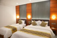Silverstone Inn - 3-Star
