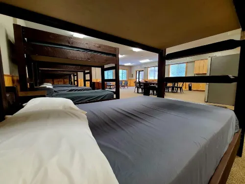 Legacy Lakeside Resort