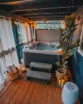 Lightfoot Cabin Hotels in Lake Arrowhead