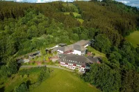 Panorama Hotel Winterberg Hotels in Hildfeld