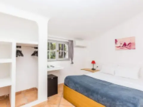 Kilina Hoteles en Lecci