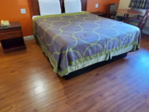 Delmonico Inn & Suites Hotels in Sylmar