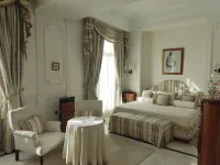 Les Oliviers Palace
