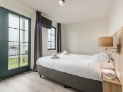 Pet-Friendly Garden Getaway Hotels in Volendam
