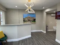 Days Inn by Wyndham San Antonio Alamo/Riverwalk Hotels near Rivercenter Mall