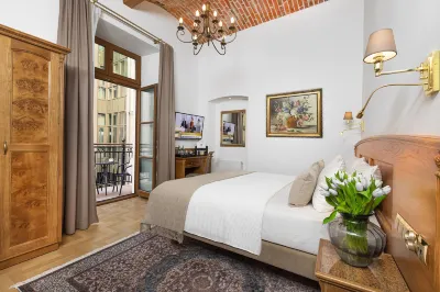 Ventus Rosa Boutique Aparthotel Hotels near Face & Body Institute