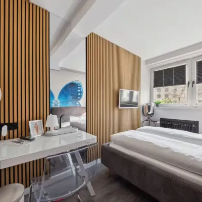 The Room 44 Hotels near Hammerbrook