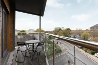 Premium 2 Bed Flat Near Colindale Station