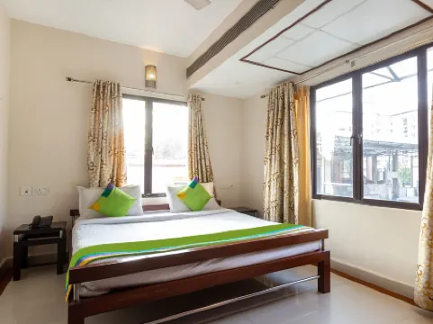 Treebo Time Square海濱大道