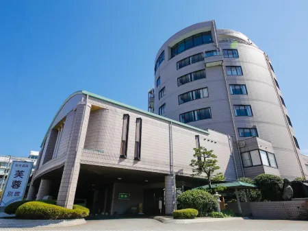 Fuyo Bekkan Отели рядом с достопримечательностью «Kaike Hot Spring Shrine»