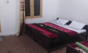 Zahoor Hotel and Restaurant