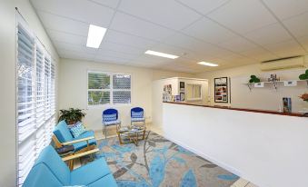 Sandcastles 1770 Motel & Resort