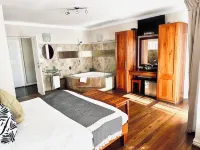 Lido Hotel Hotels in Pimville