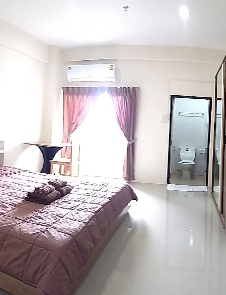 ห้องเตียงใหญ่