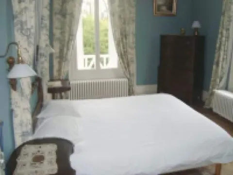 貝勒埃文夏雷酒店