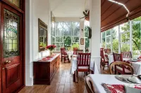 Carmichael House Boutique Hotel Hotels in Rondebosch