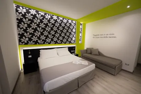 Holygold Suite