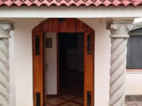 Danadri Houses, Like at Home โรงแรมในRiobamba