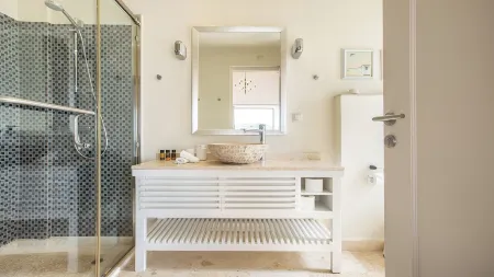 A Luxury Villa in Stavros Village Отели в г. Акротири